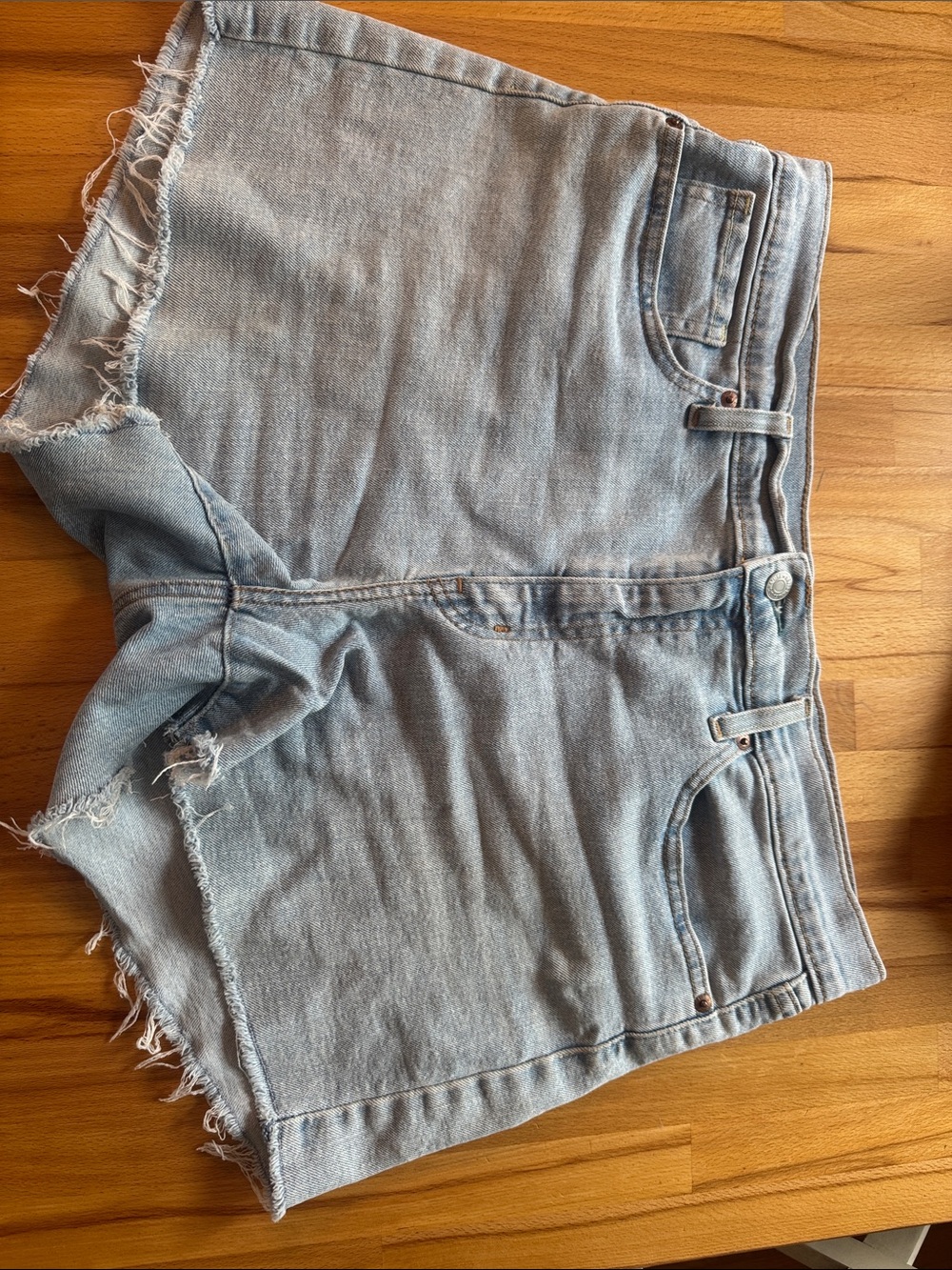 Levi Strauss Signature Light Blue Frayed Hem Denim Shorts